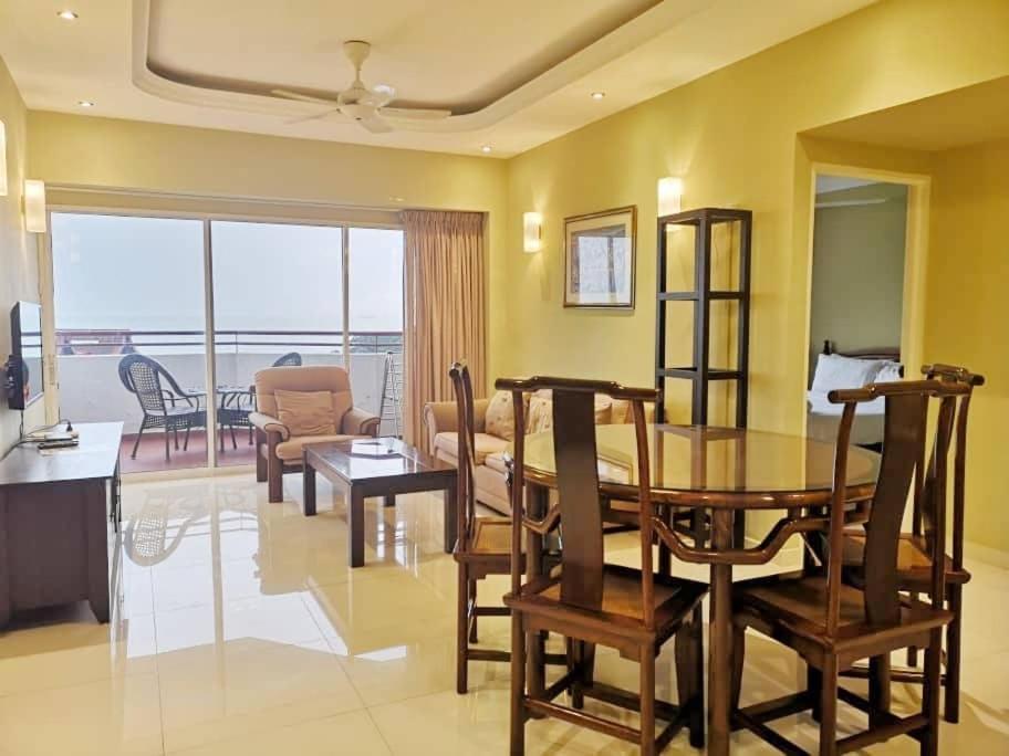 Vip Suite Seaview Batu Ferringhi 1003-2 Bedroom Ngoại thất bức ảnh