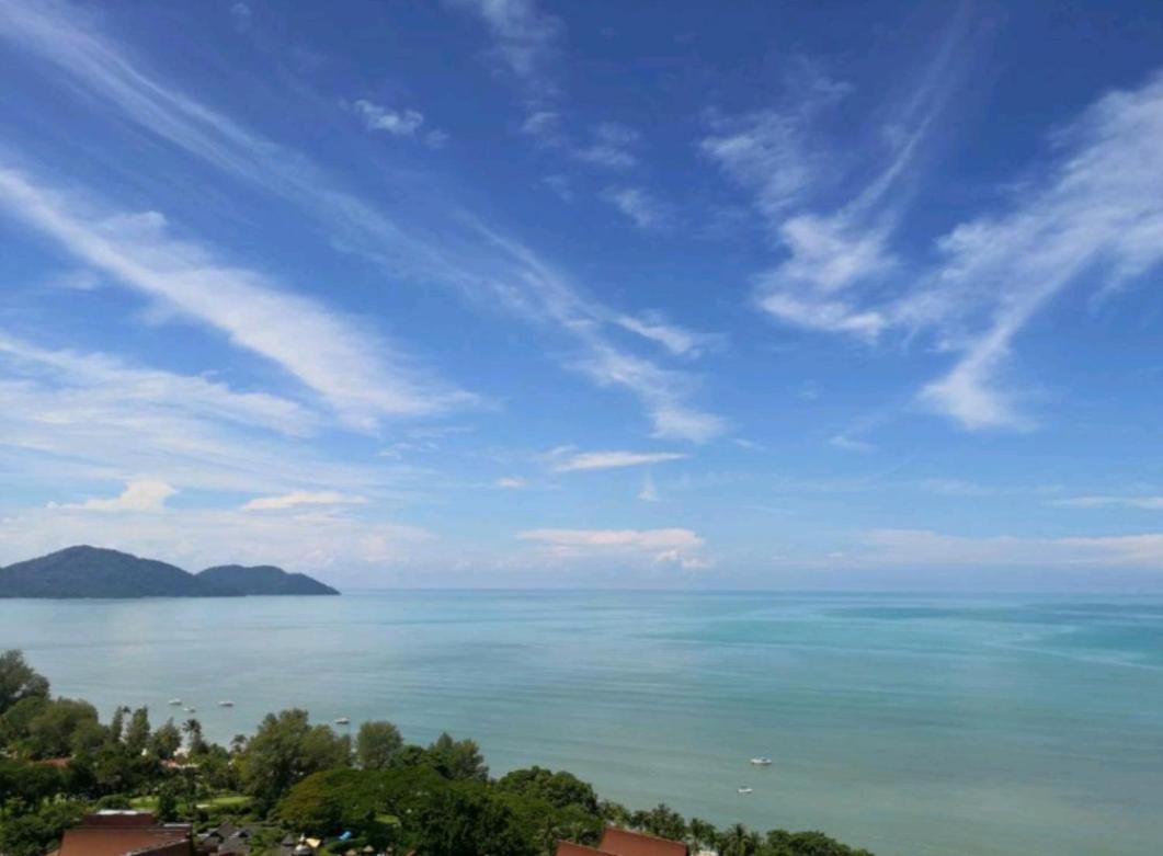 Vip Suite Seaview Batu Ferringhi 1003-2 Bedroom Ngoại thất bức ảnh